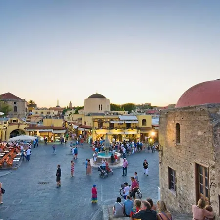 Antony's Elli شقة