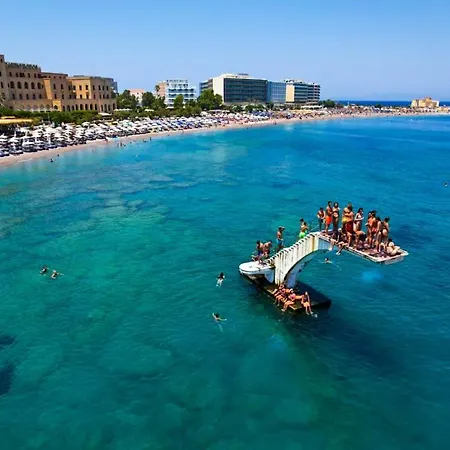 شقة Antony's Elli *