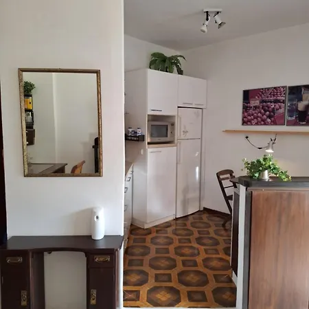 아파트 Antony's Elli